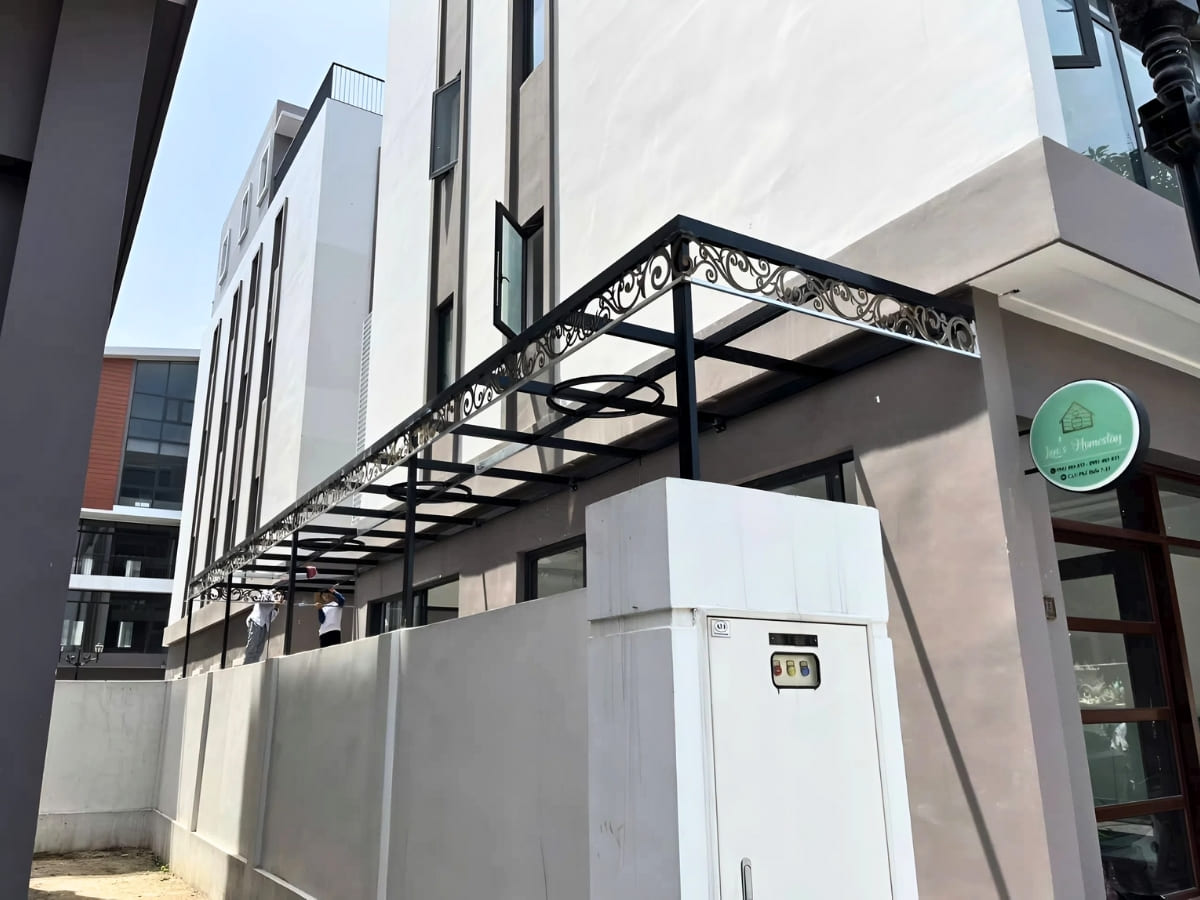 Mẫu mái kính cường lực đơn giản