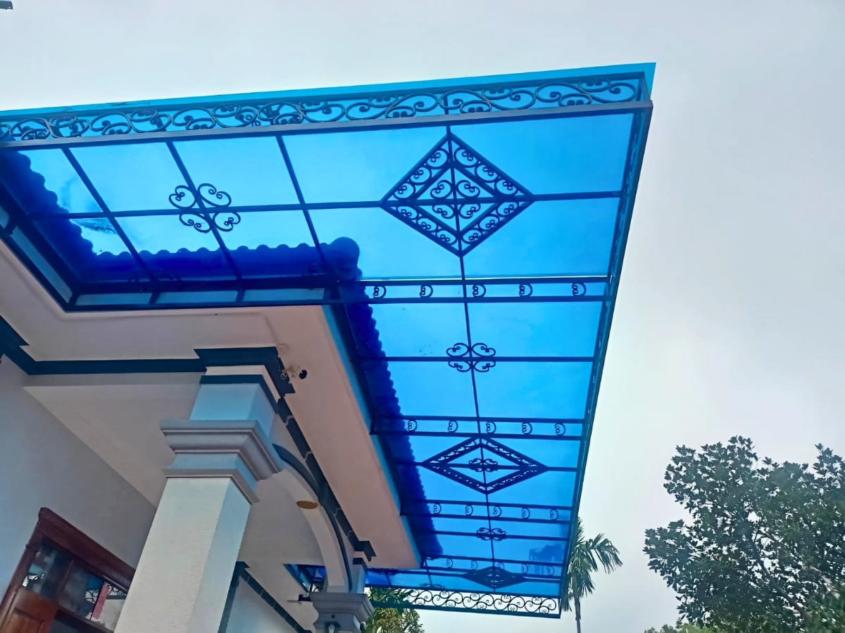 Mẫu mái kính màu xanh đẹp