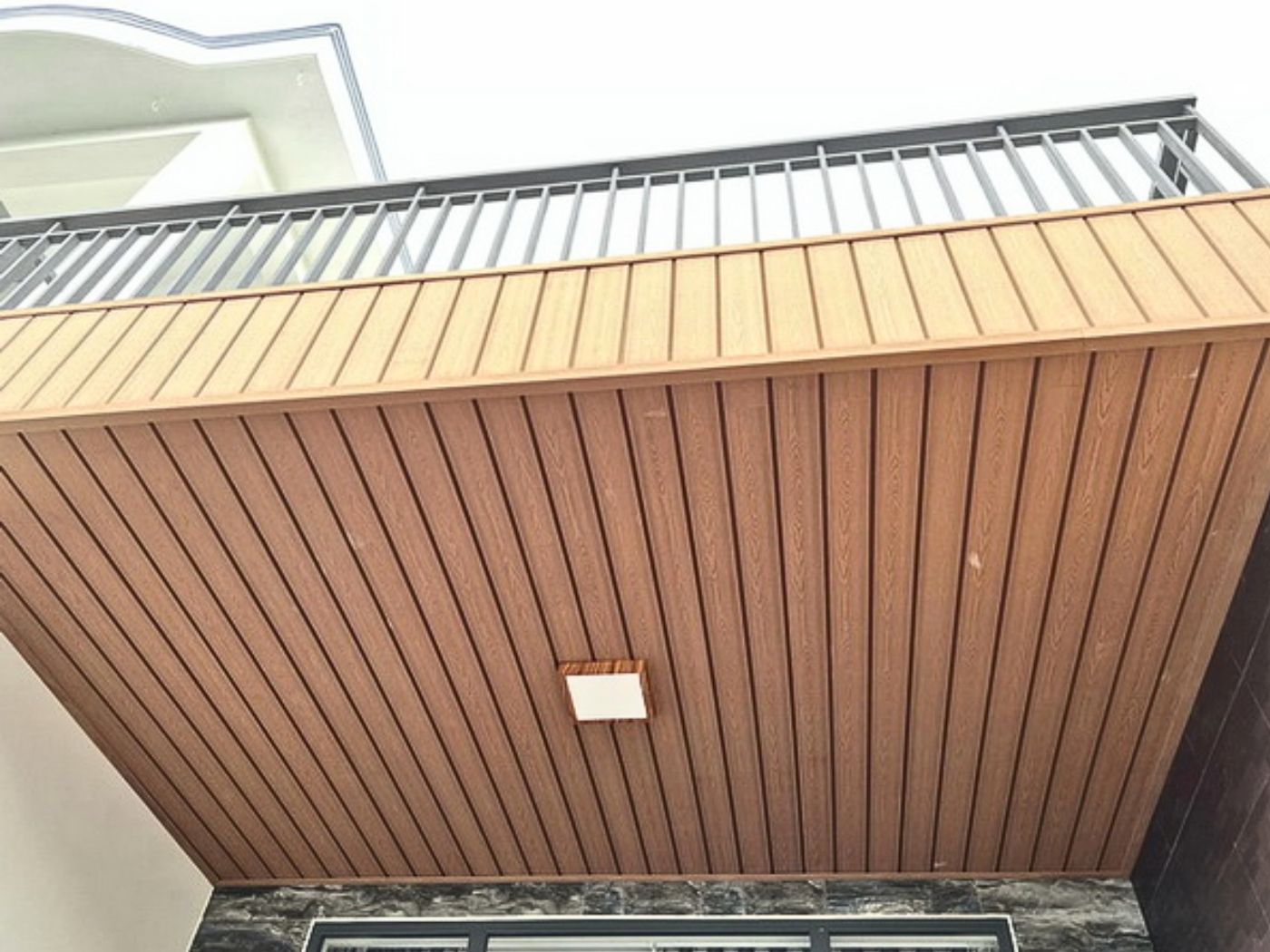 Những mẫu nhựa ốp tường đẹp, ấn tượng