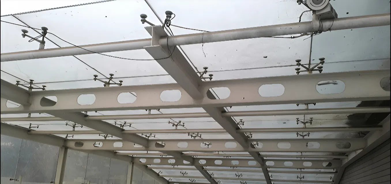 Mẫu mái kính cường lực đẹp