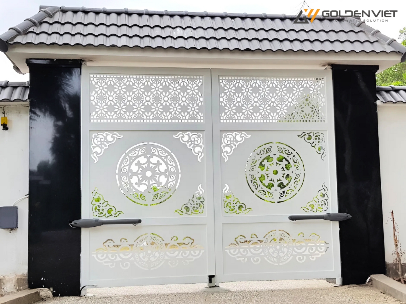 Motor cửa cổng 2 cánh mang lại sự tiện nghi tối đa cho công trình