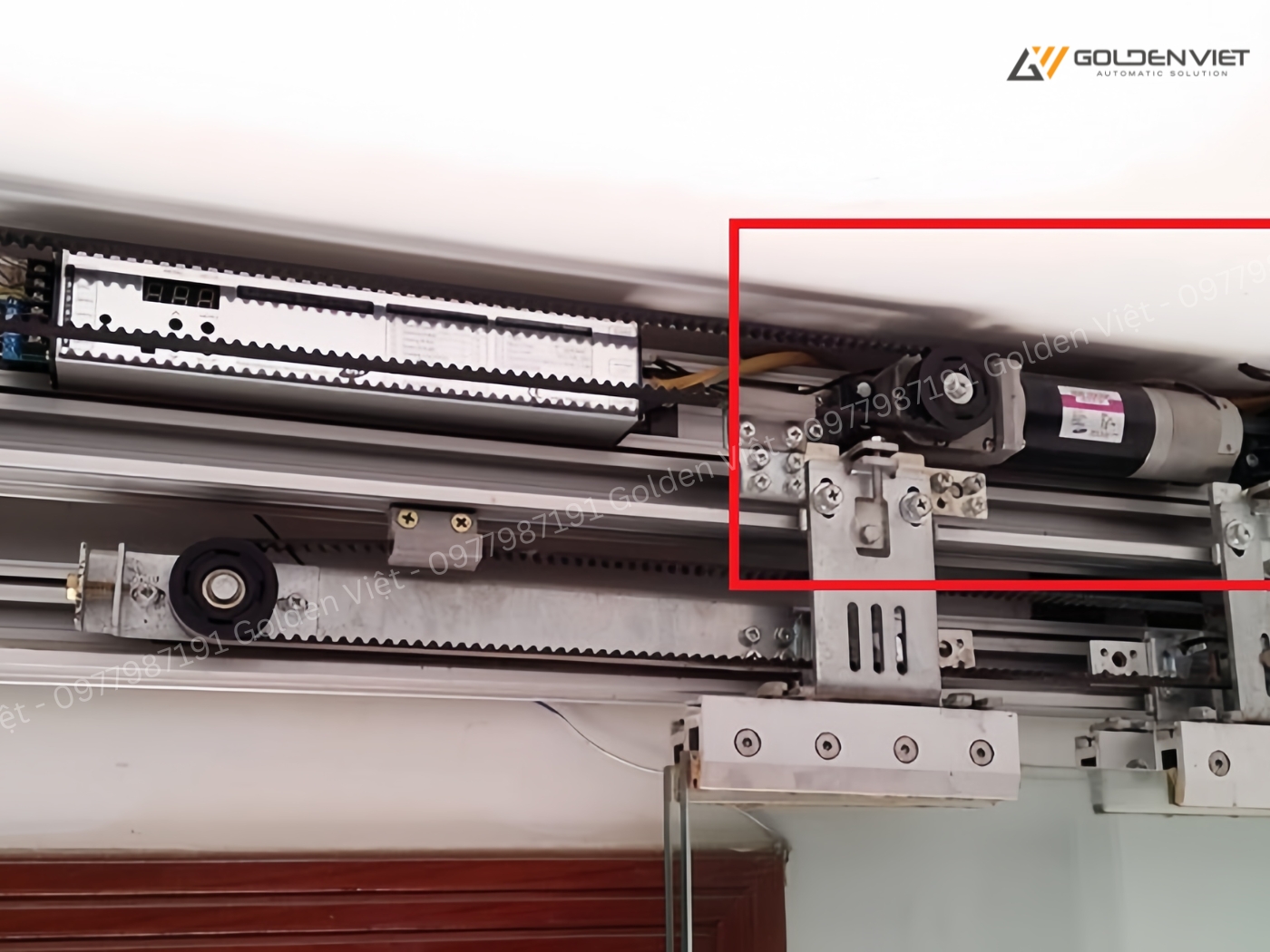 Động cơ cửa tự động