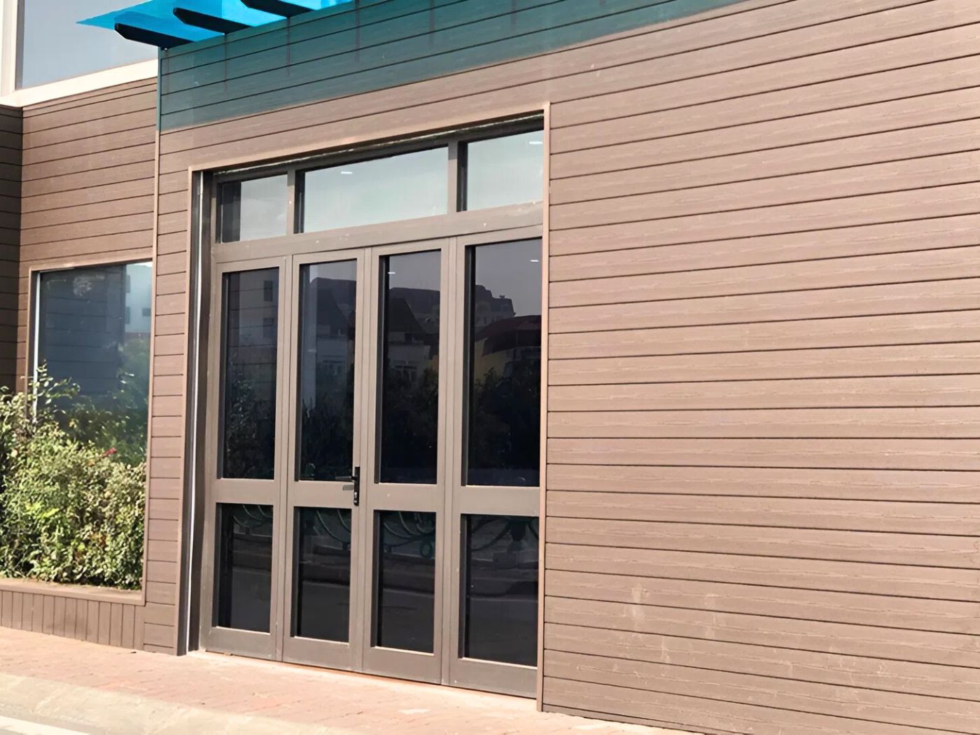 Gỗ nhựa là gì? Ốp tường