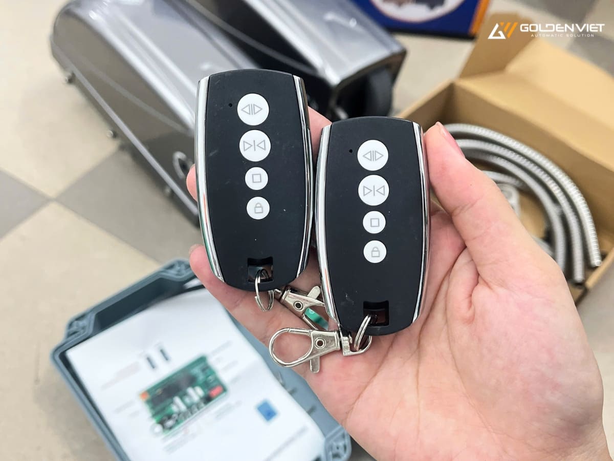 Bộ đôi tay điều khiển motor con rùa 