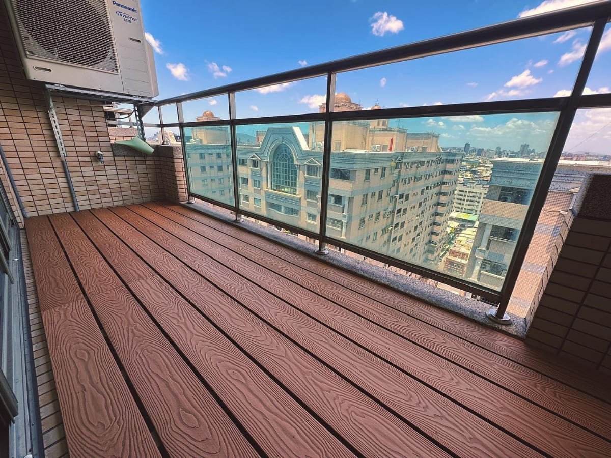 Sàn gỗ composite ngoài trời bền