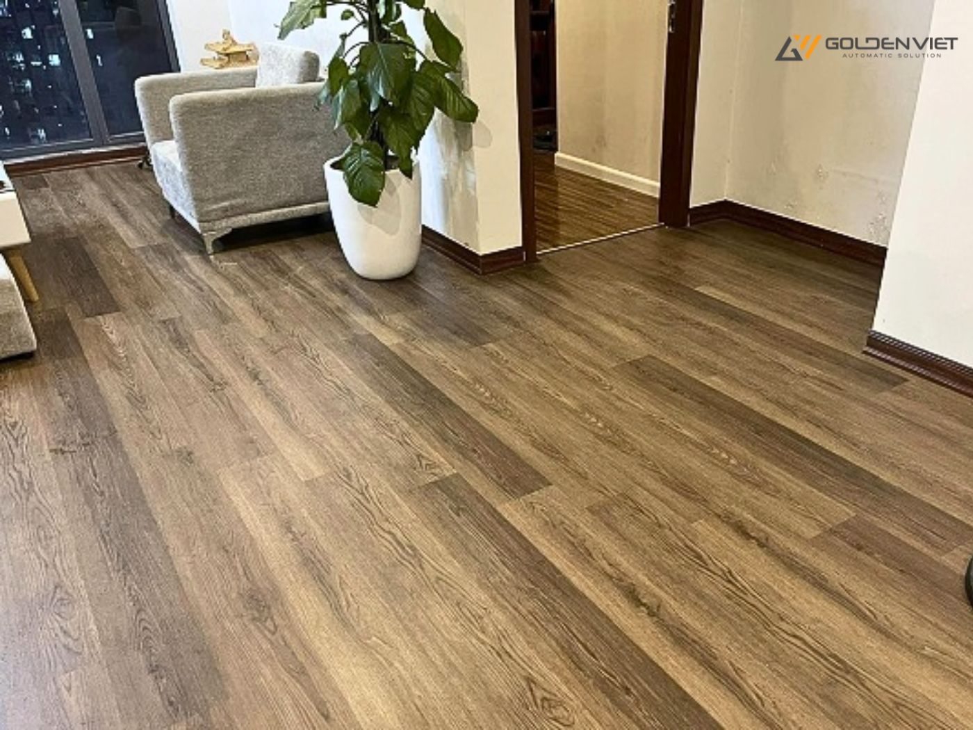 Cách lựa chọn sàn nhựa giả gỗ cho phòng khách