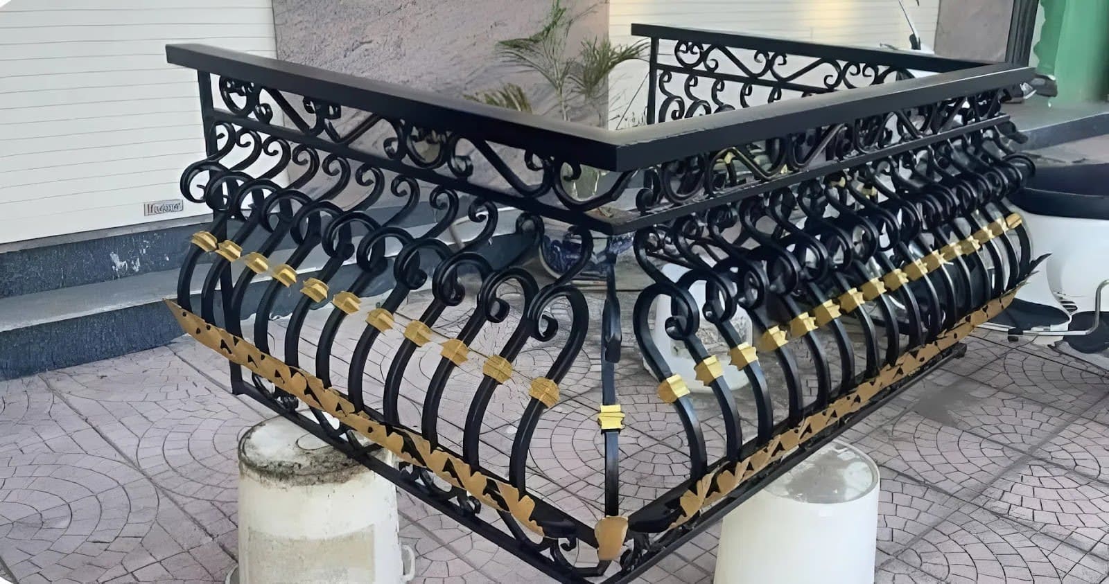 Sắt lan can mỹ thuật hiện đại