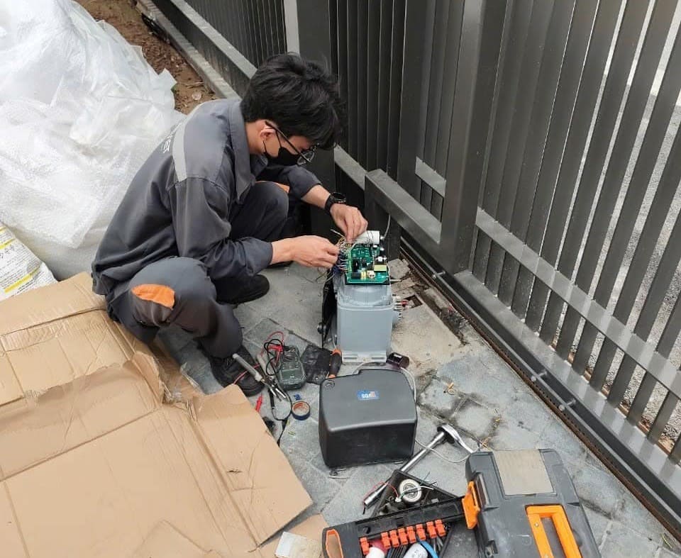 Sửa cổng tự động tận nơi 