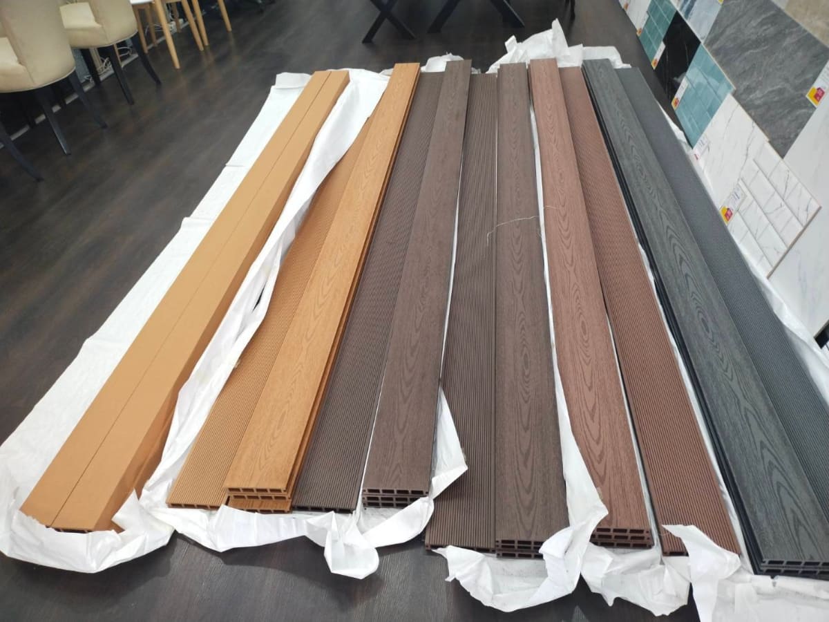 Tấm sàn gỗ nhựa WPC lỗ vuông