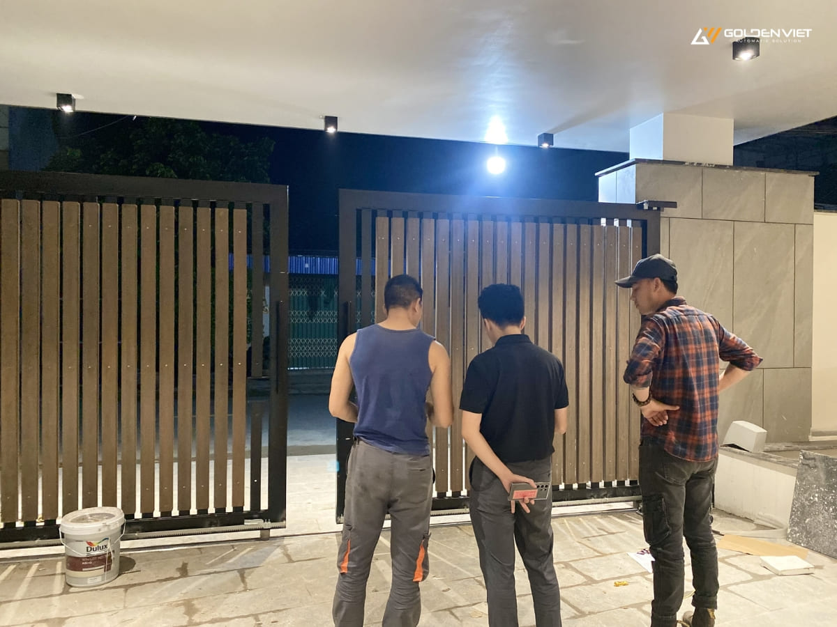 Test điều khiển cổng tự động trước khi bàn giao