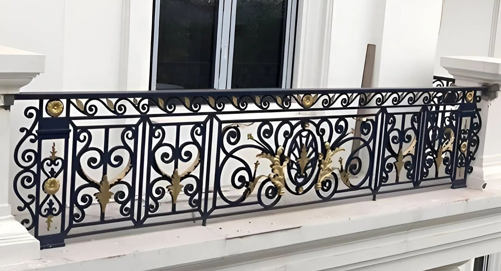 Thiết kế lan can ban công đẹp