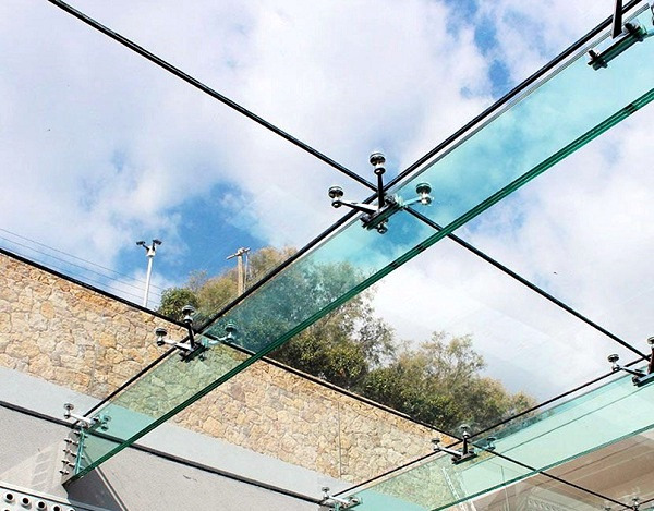 mái kính cường lực