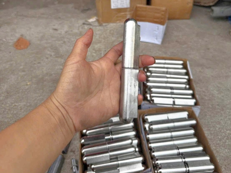 Lợi ích khi sử dụng bản lề giọt nước inox D16, D20