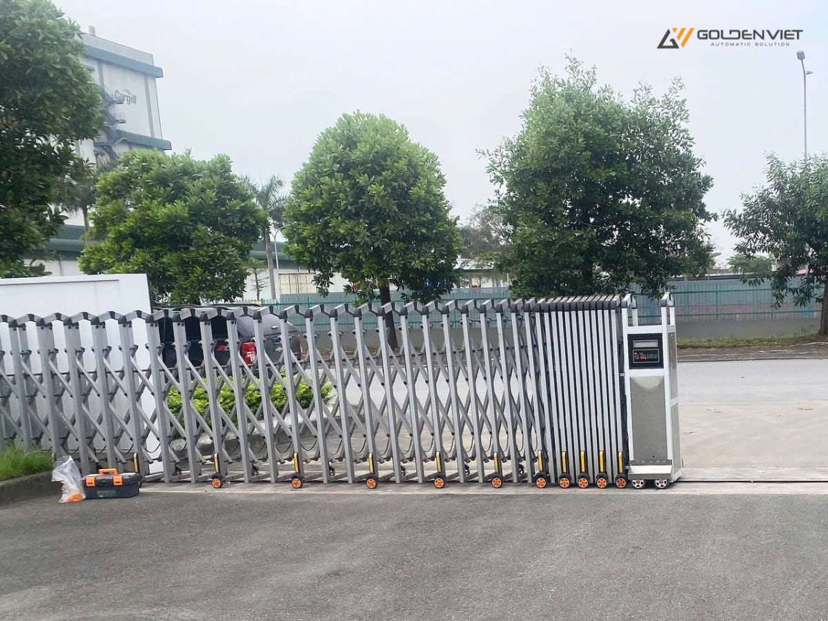 Golden Việt sửa chữa cổng xếp uy tín